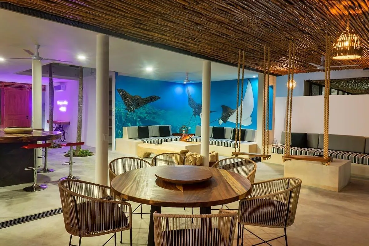 4Br Jungle Villa With Jacuzzi In Private Gated Community تولوم بيت للعطل